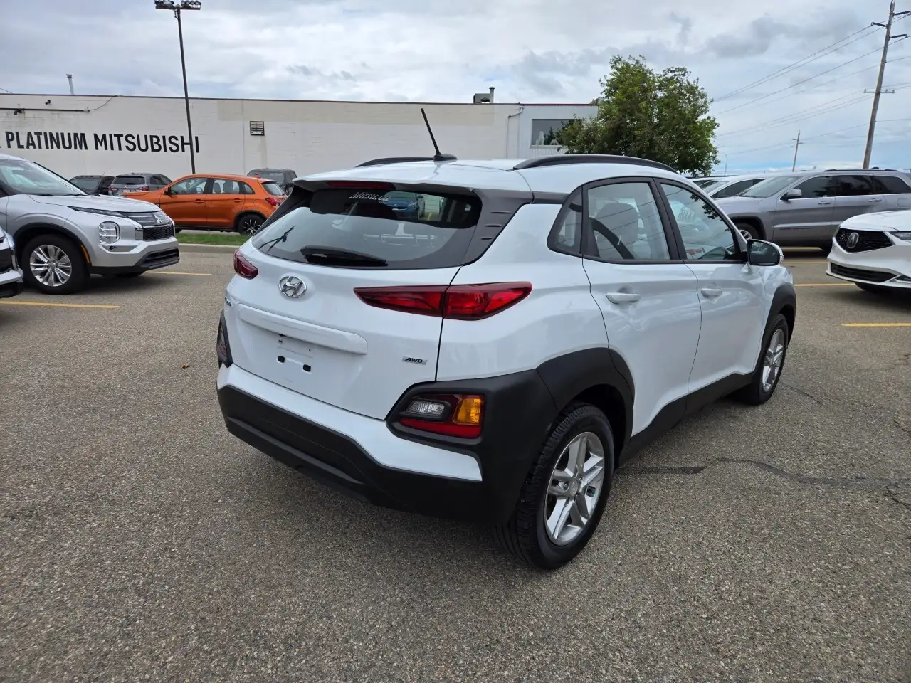 Hyundai KONA снимка Hyundai KONA