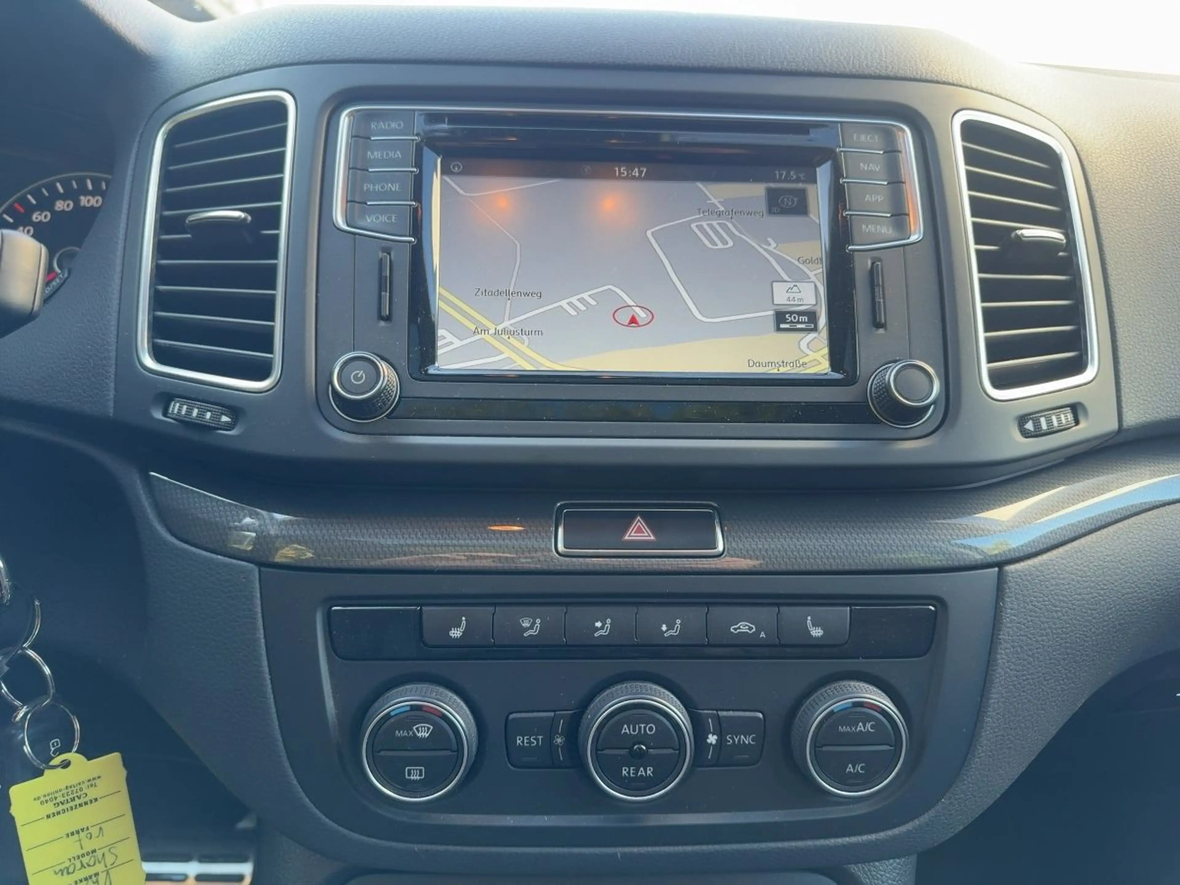Volkswagen Sharan 2.0 TDI Join DSG Pano AZV Xenon 7.Sitzer — photo 11
