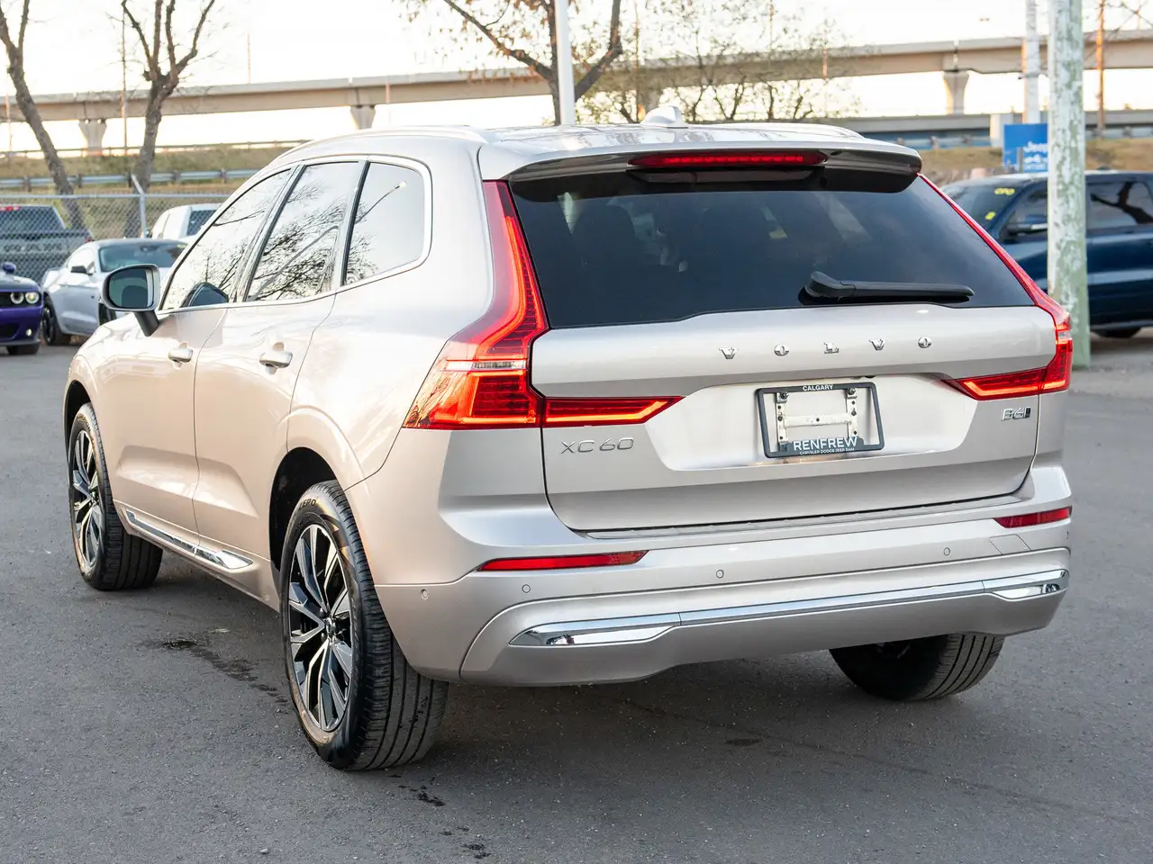 Volvo XC60 снимка Volvo XC60