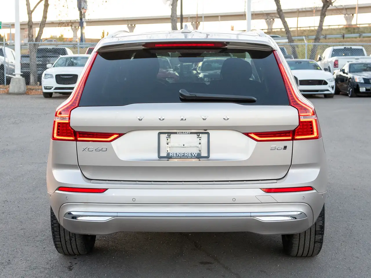 Volvo XC60 снимка Volvo XC60