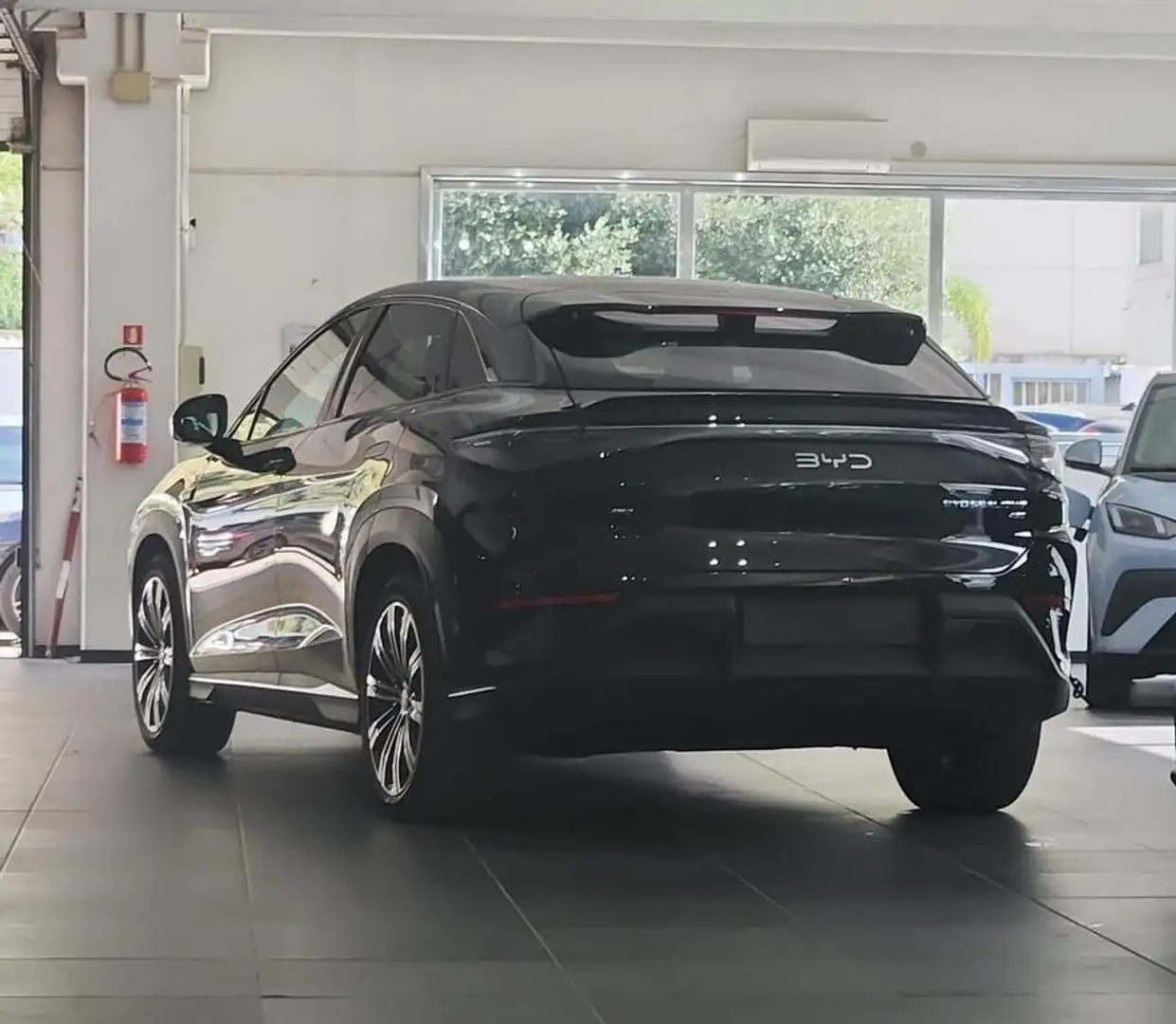 BYD Sealion 7 91,3 kWh Excellence awd Noir - 2