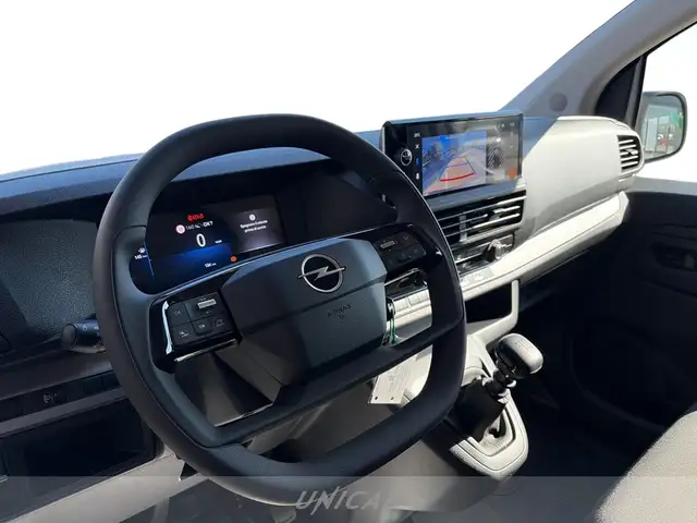 Opel Vivaro view 17