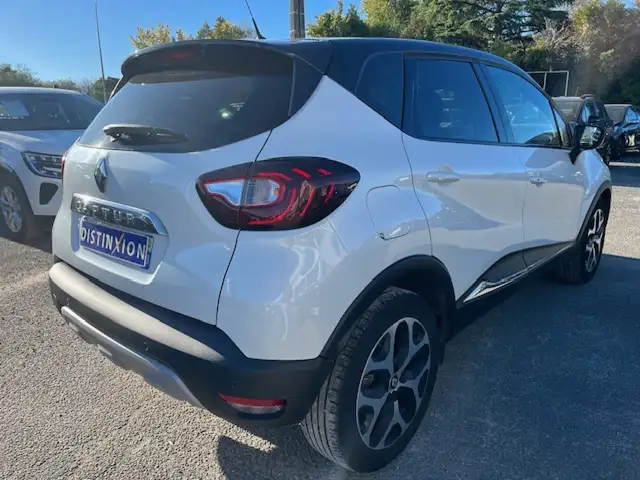Renault Captur view 3