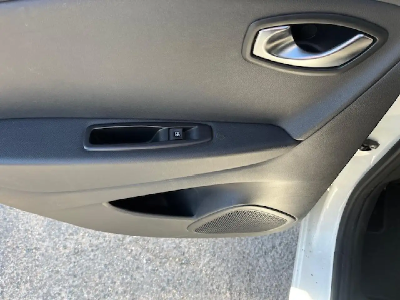 Renault Captur — photo 23