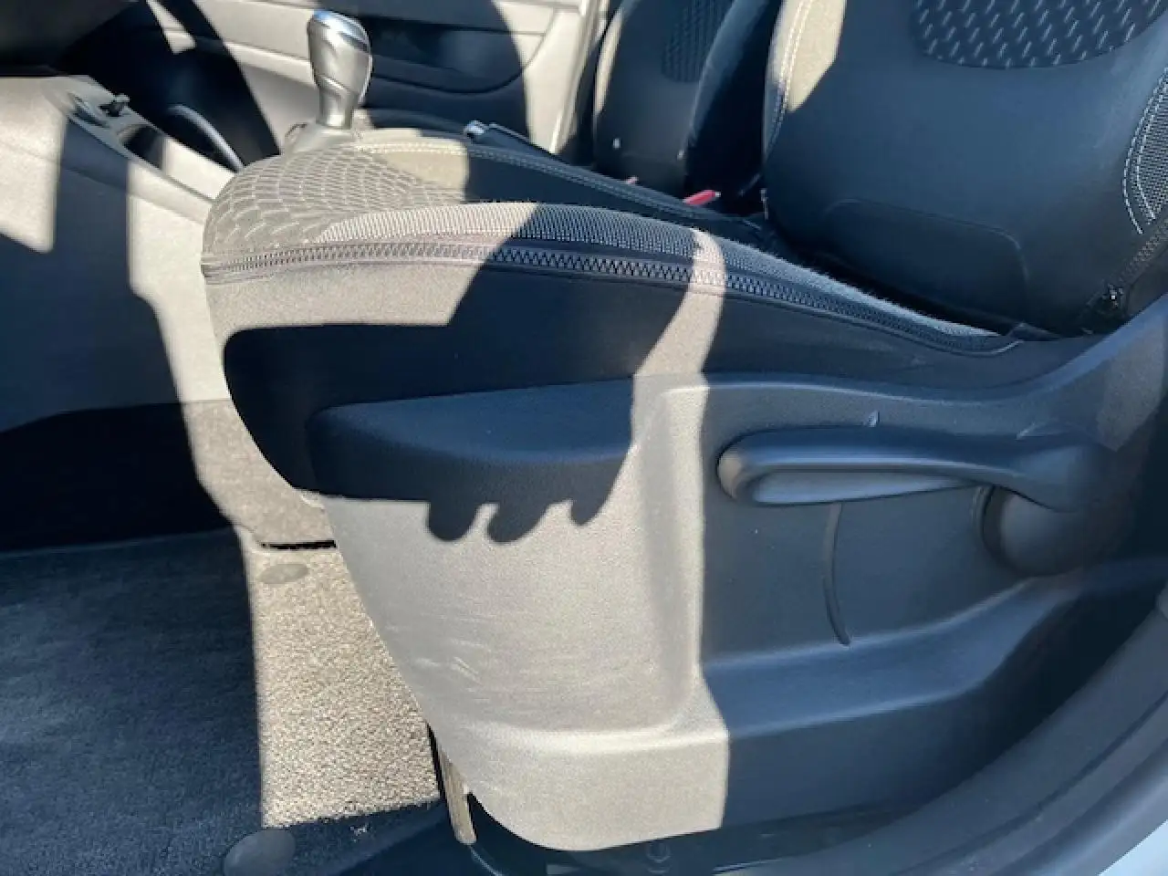 Renault Captur — photo 21