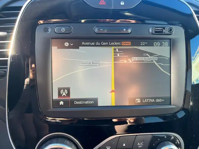 Renault Captur view 12