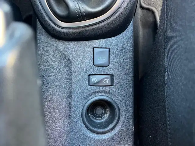Renault Captur view 15