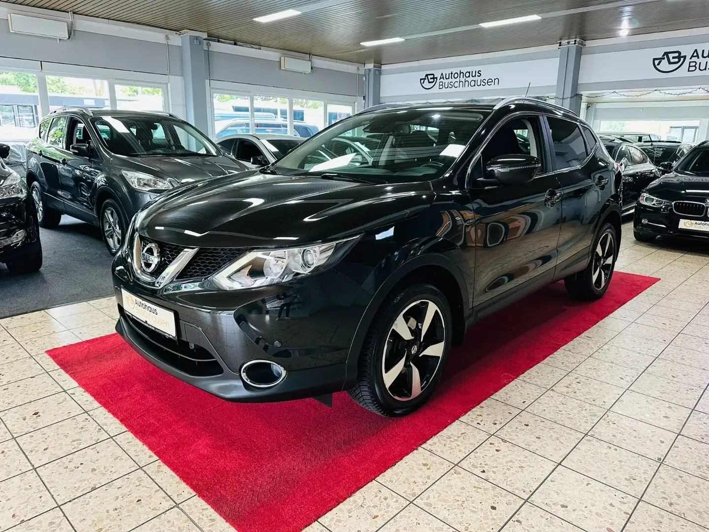 Nissan Qashqai Acent*2.Hd*Pano*Kam*SHZ*AHK*TÜV+InspNEU Noir - 1