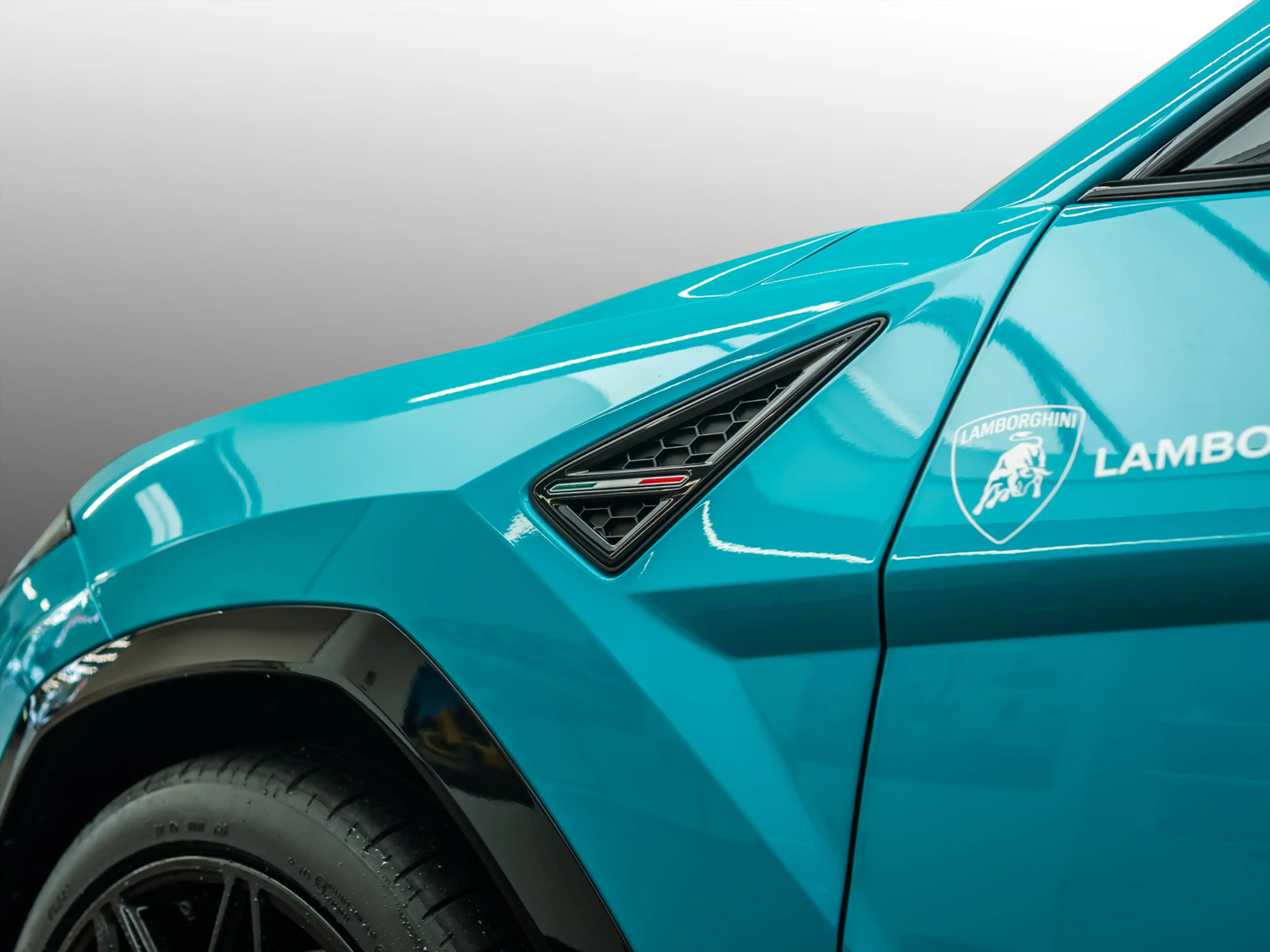 Lamborghini Urus SE MY26 | Blu Glauco | B&O | PPF | Akra — photo 7