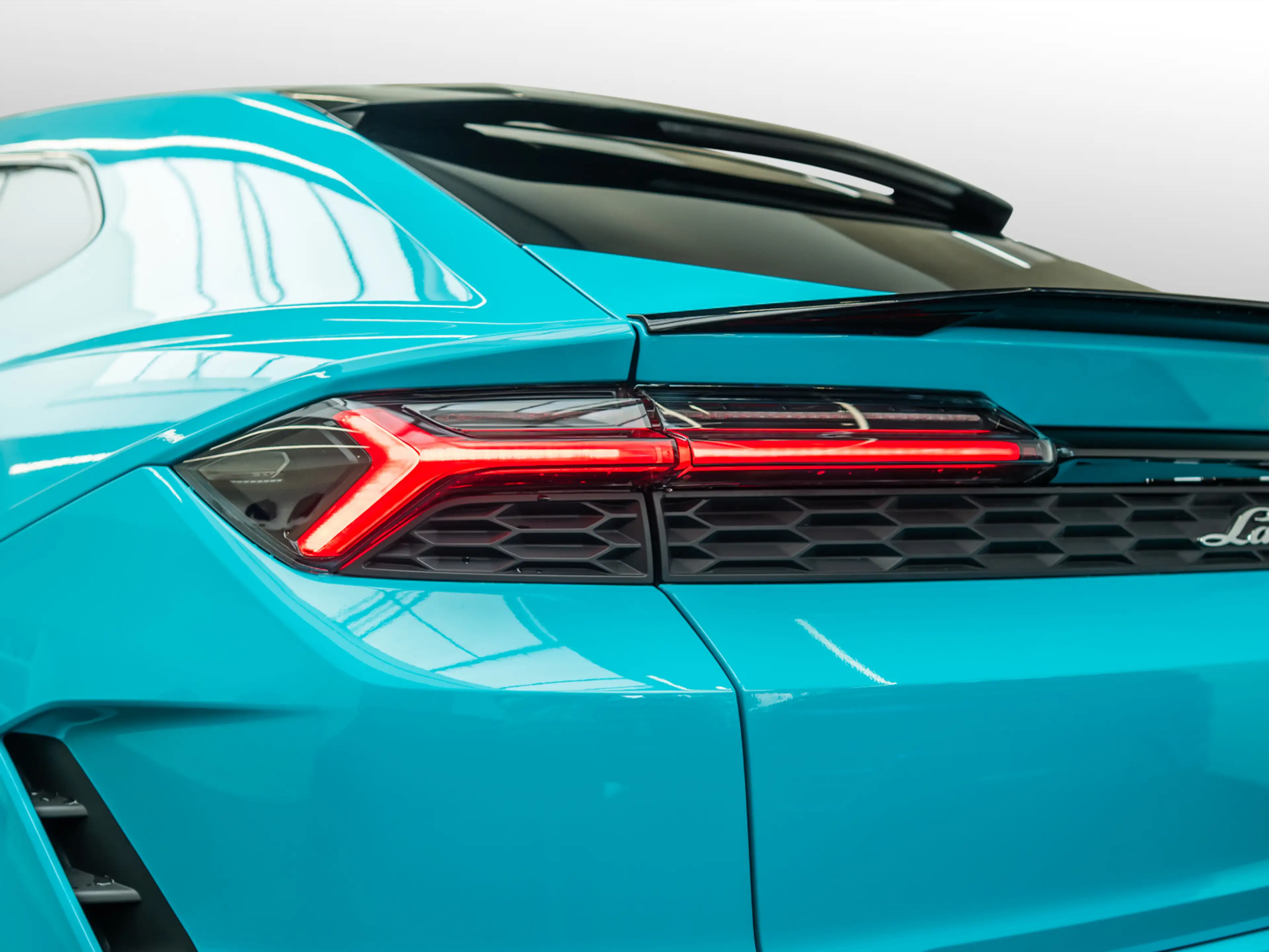 Lamborghini Urus SE MY26 | Blu Glauco | B&O | PPF | Akra — photo 10