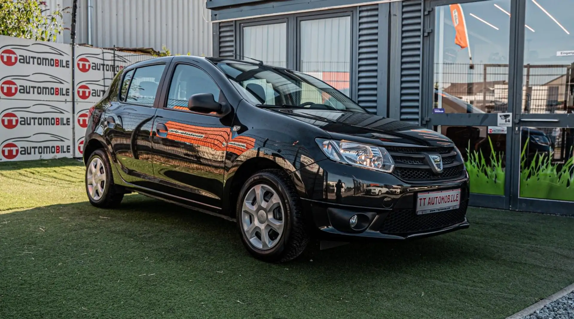 Dacia Sandero II Ambiance |1.HAND|KLIMA|AUTOGAS Schwarz - 1