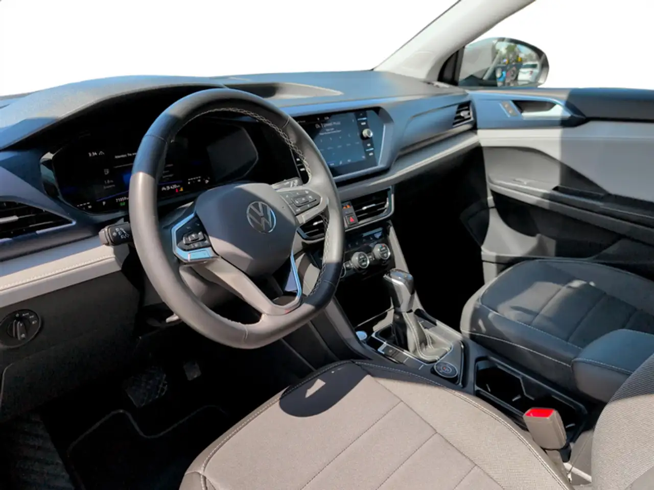 Volkswagen Taos снимка Volkswagen Taos
