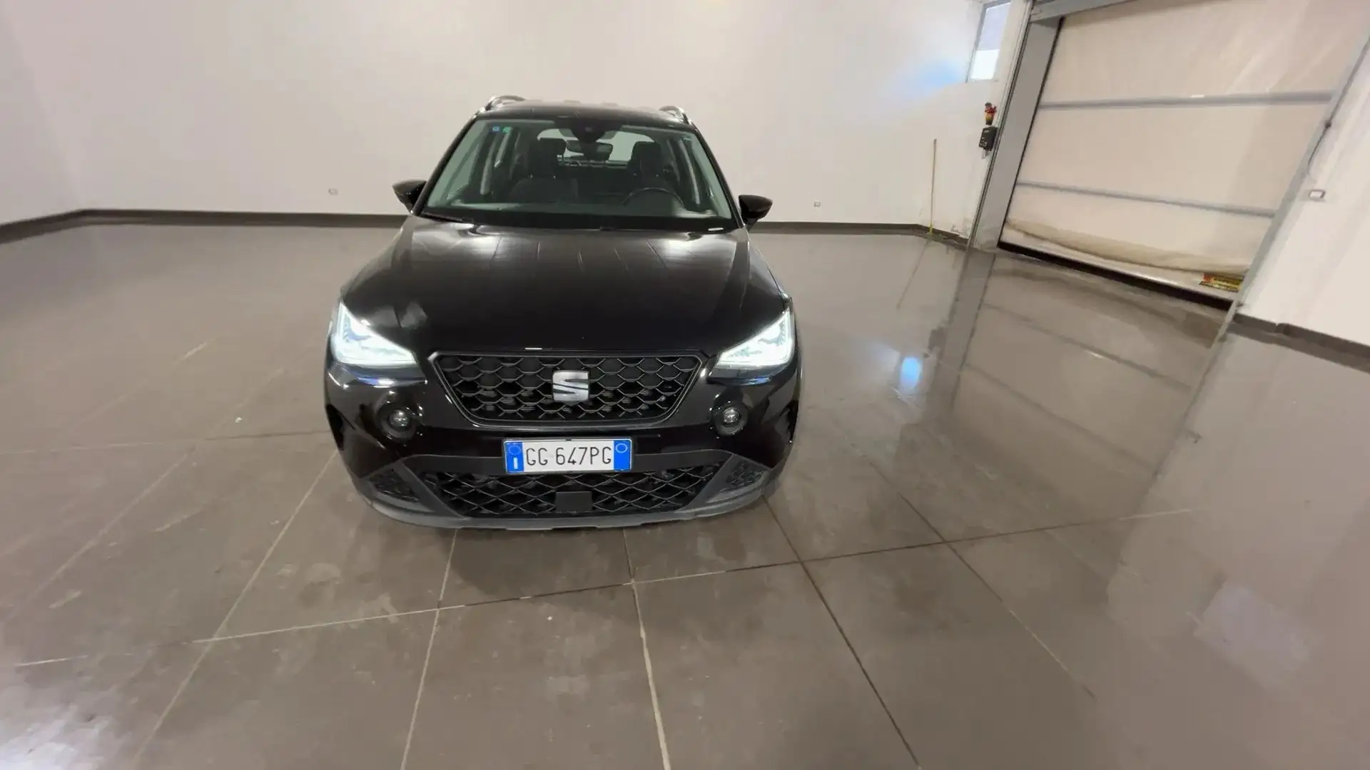 SEAT Arona Arona 1.0 ecotsi Style 110cv dsg Noir - 2