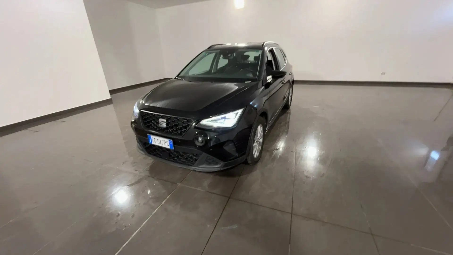 SEAT Arona Arona 1.0 ecotsi Style 110cv dsg Noir - 1
