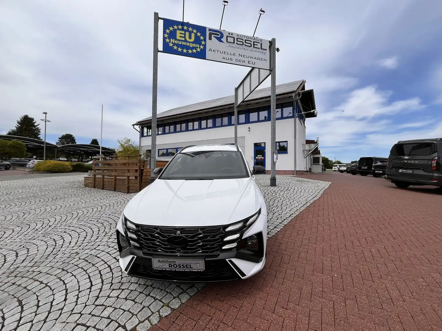 Hyundai TUCSON 1,6 T-GDI N-Line LED Navi Alu 19" Weiß - 1