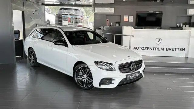 Mercedes-Benz E 43 AMG T 4M*360°*Night Paket*Widescreen*AHK