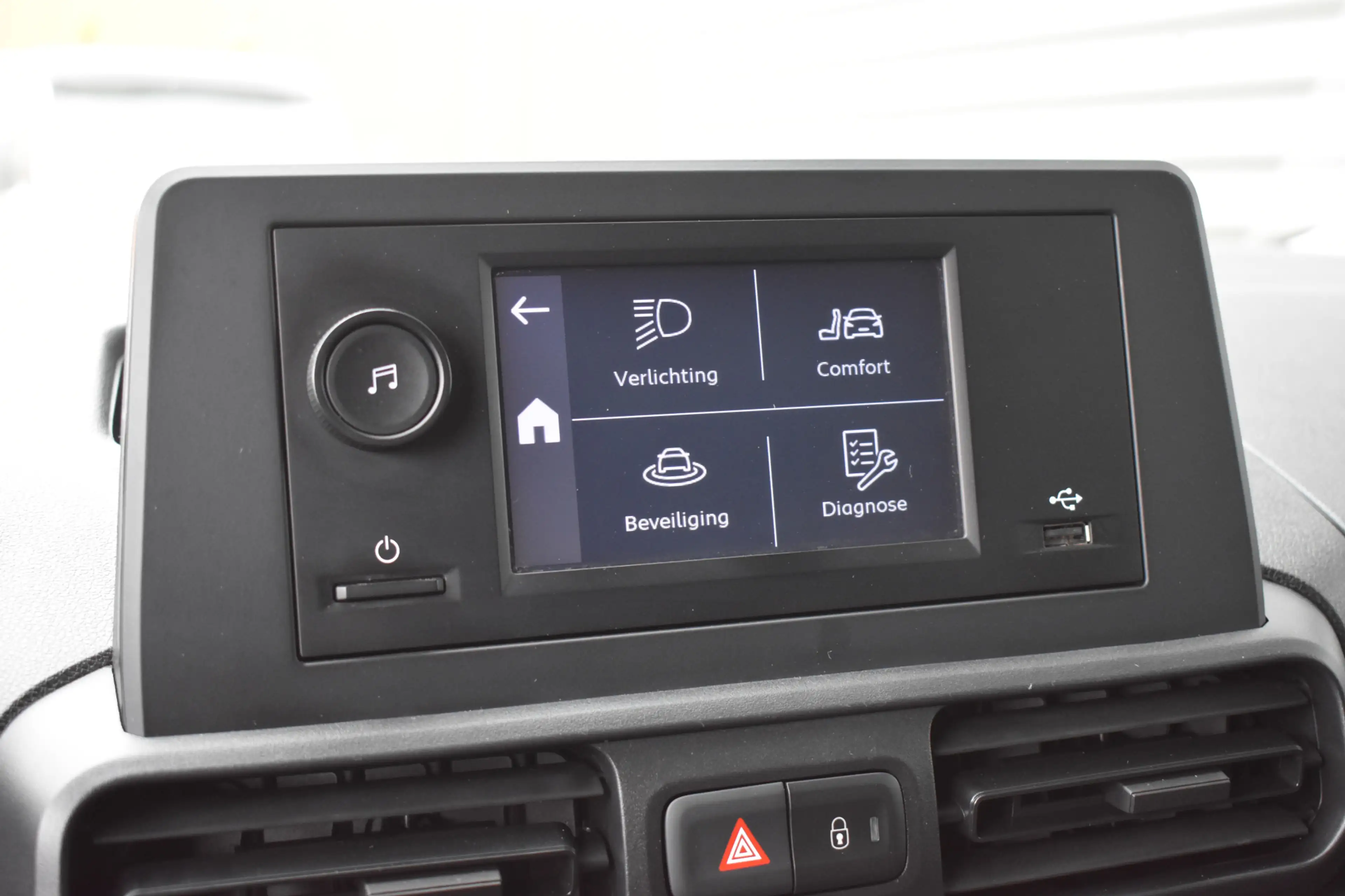 Peugeot Partner e-Partner Pro 50 kWh Airco | Cruise | Bluetooth — photo 16