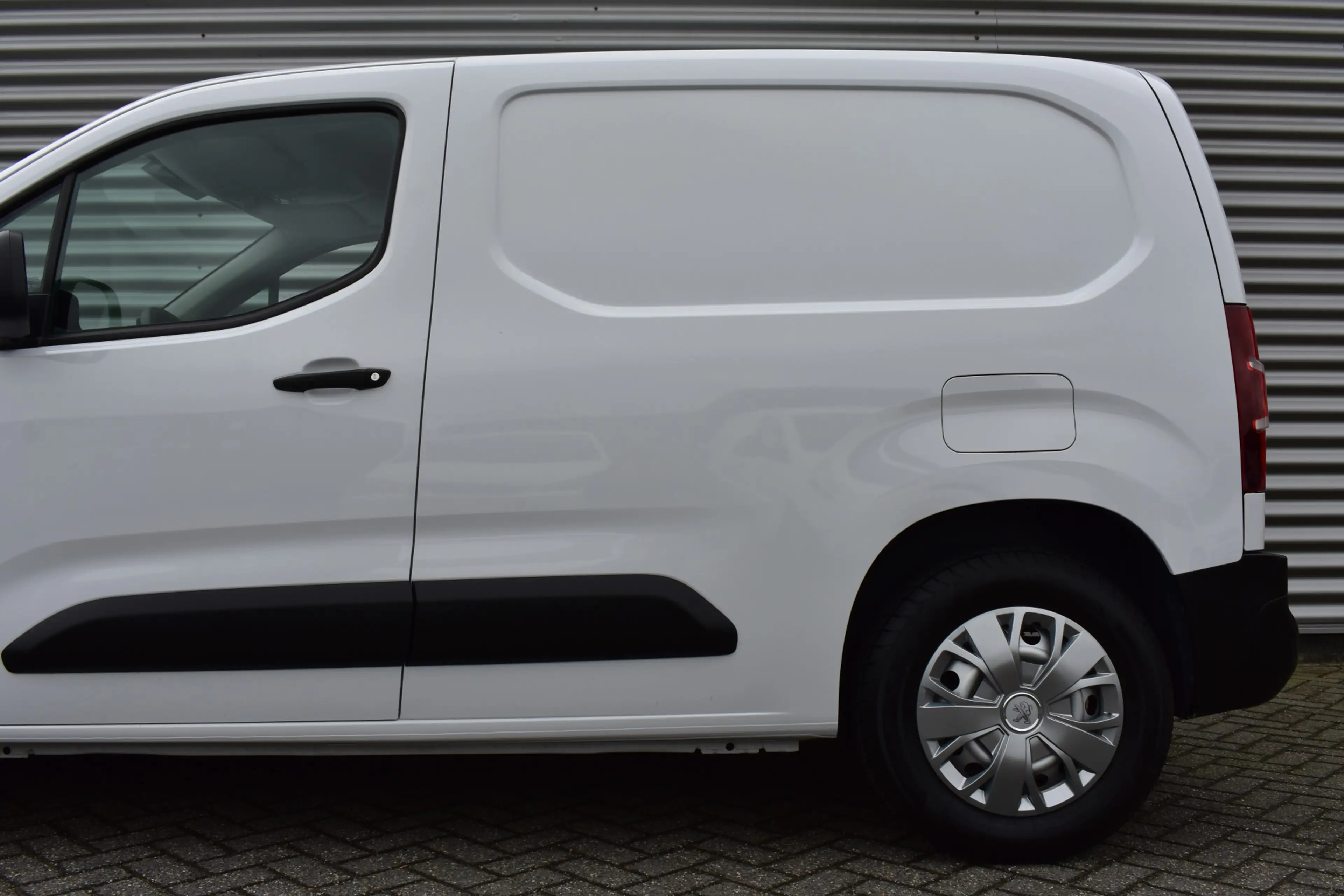Peugeot Partner e-Partner Pro 50 kWh Airco | Cruise | Bluetooth — photo 27