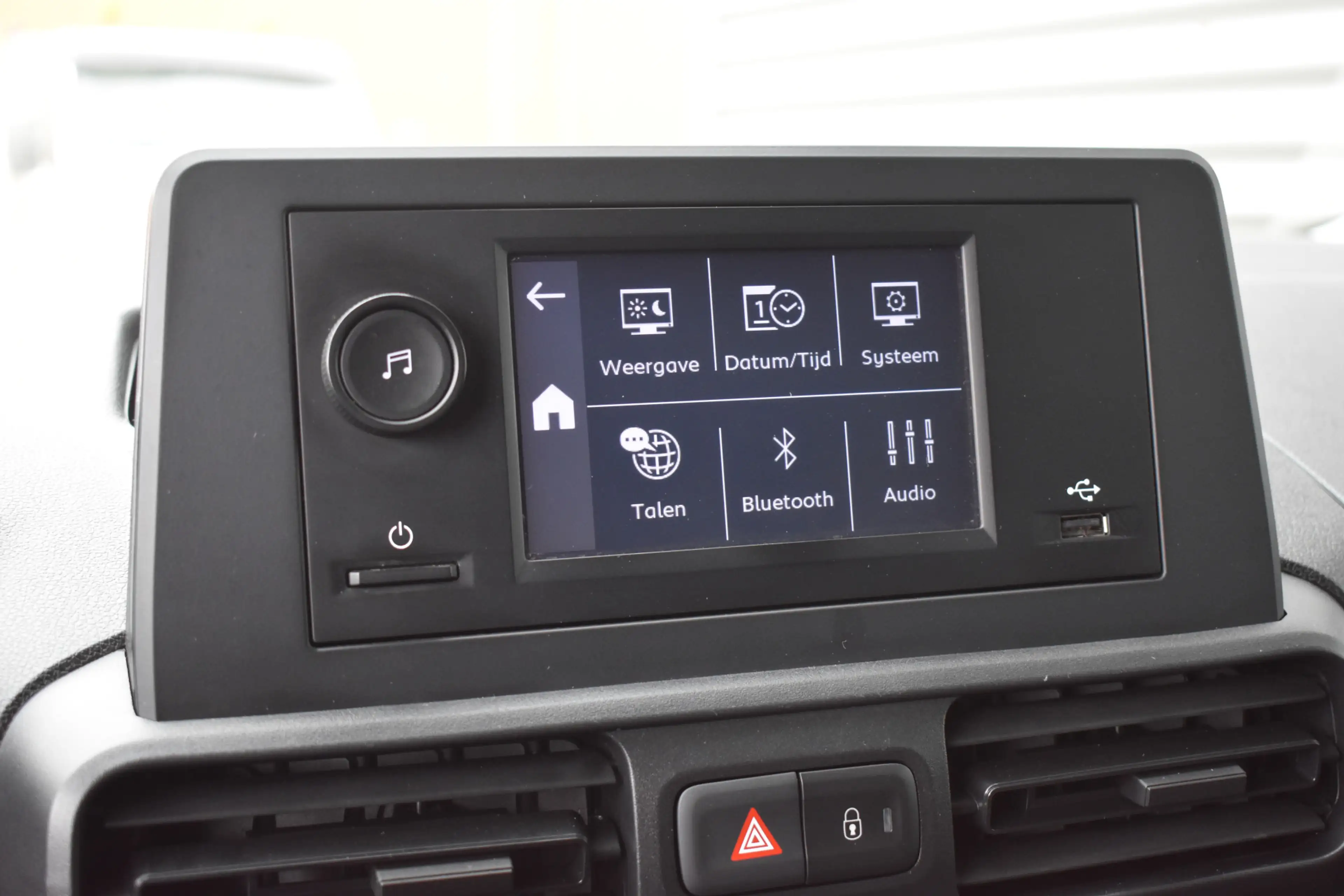 Peugeot Partner e-Partner Pro 50 kWh Airco | Cruise | Bluetooth — photo 17