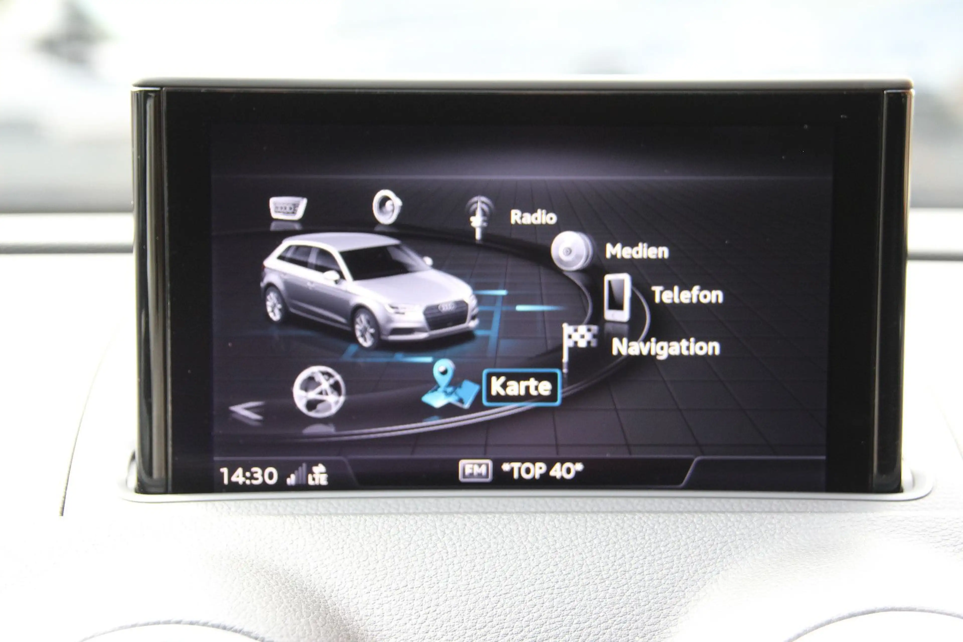 Audi A3 Sportback 40 TDI quattro sport — photo 14
