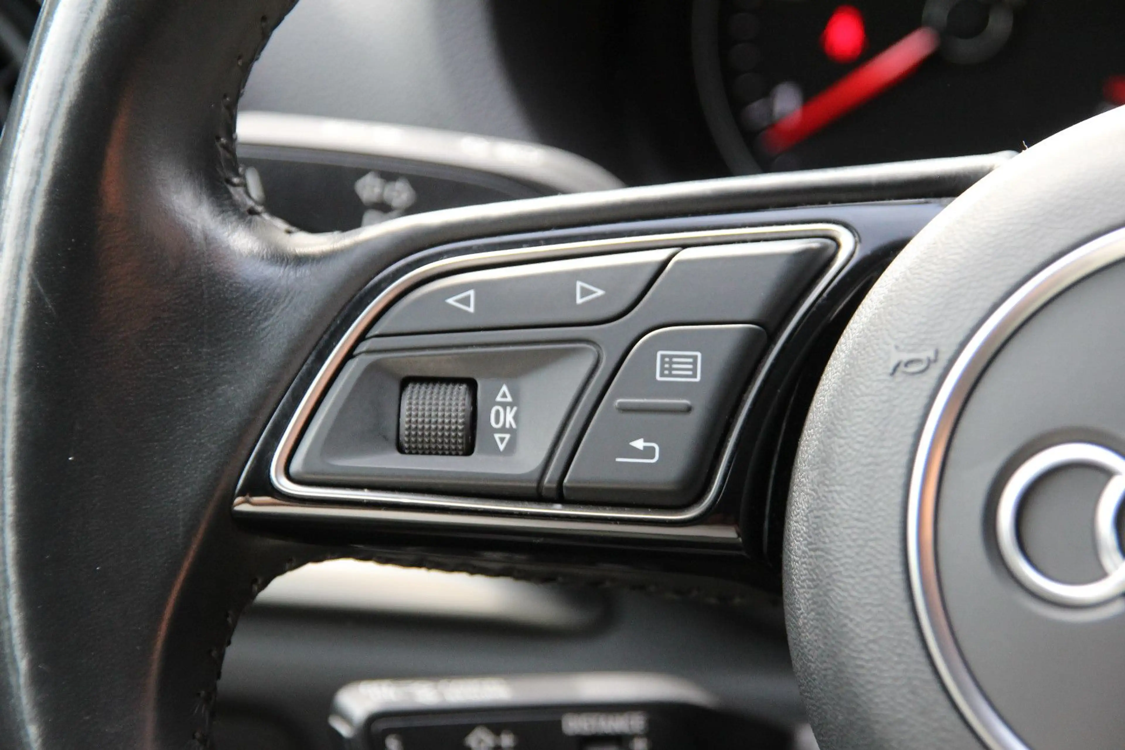 Audi A3 Sportback 40 TDI quattro sport — photo 22