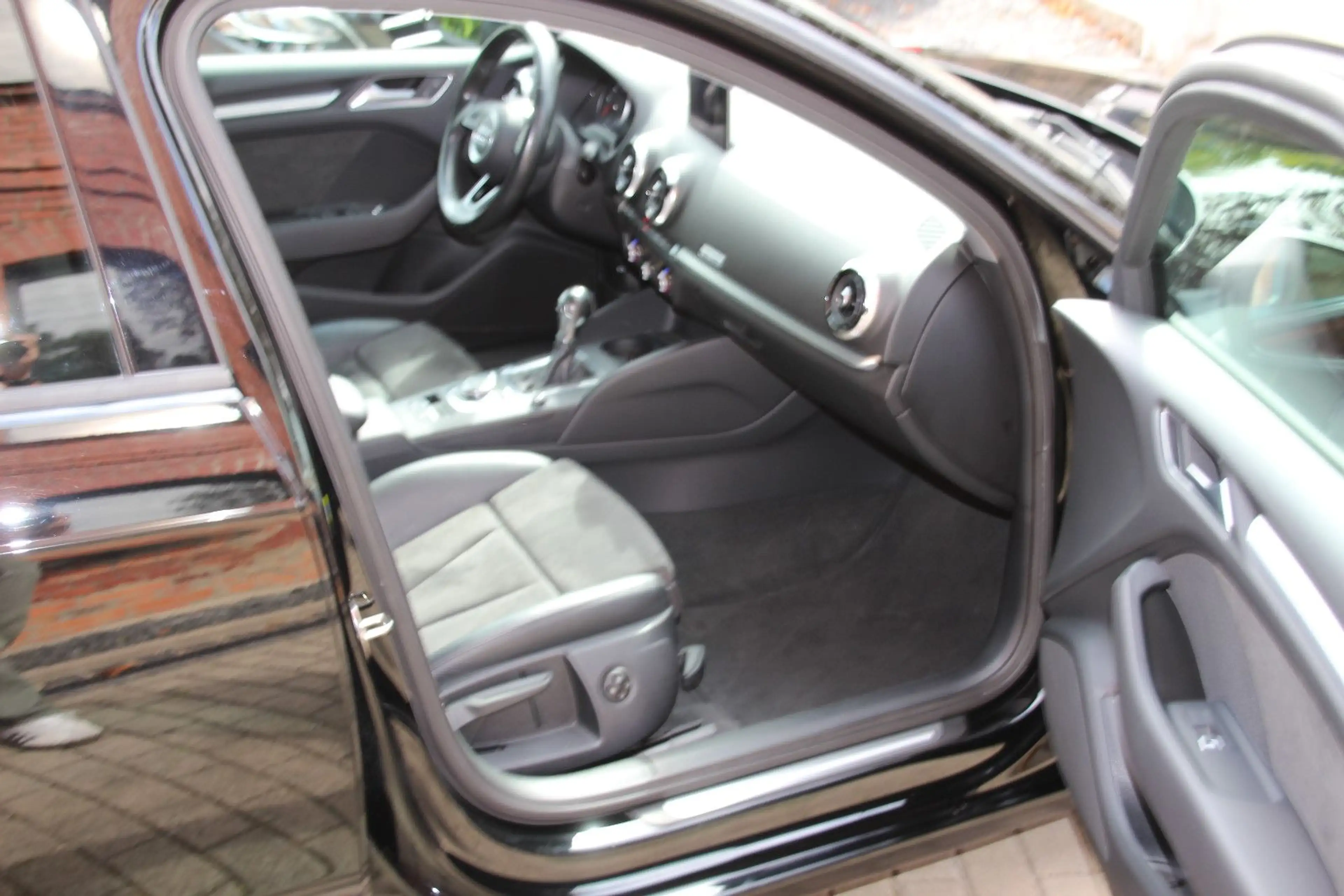 Audi A3 Sportback 40 TDI quattro sport — photo 11