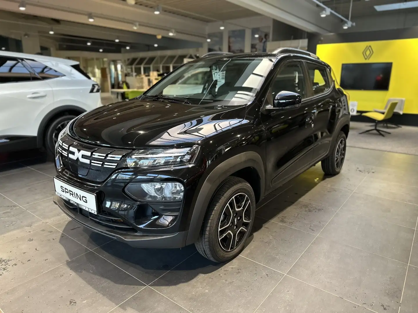 Dacia Spring Essential#NAVI#CCS Schwarz - 1
