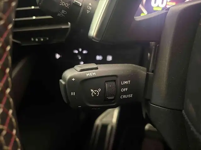 DS Automobiles DS 7 -47% 1.6 HYB 225cv BVA Sport+GPS+RADARS