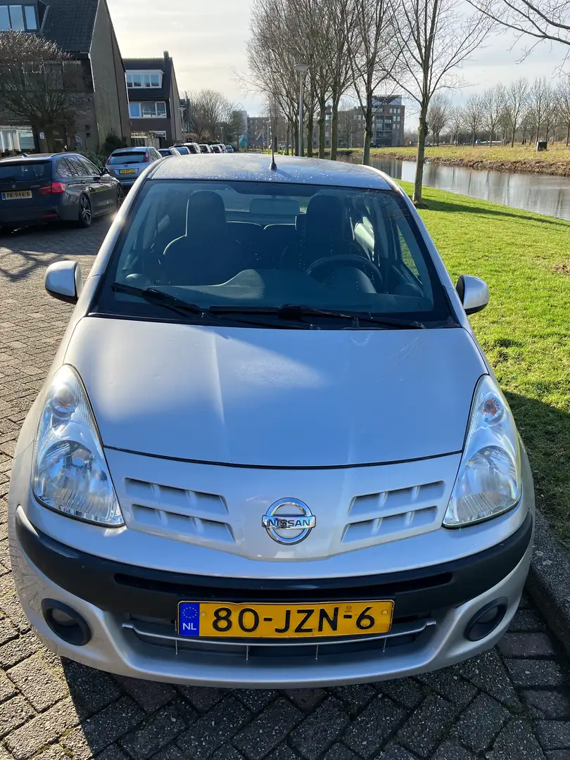 Nissan Pixo 1.0 Acenta Срібний - 2