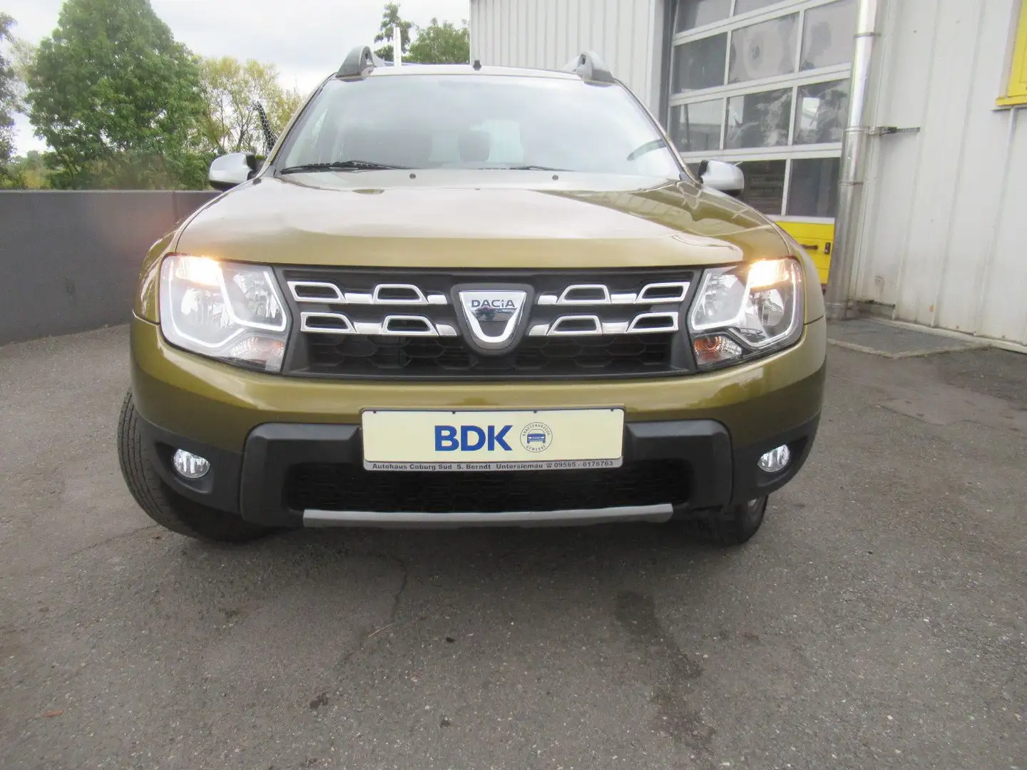 Dacia Duster KLIMA ALU AHK RADIO-CD FH ZV Groen - 2