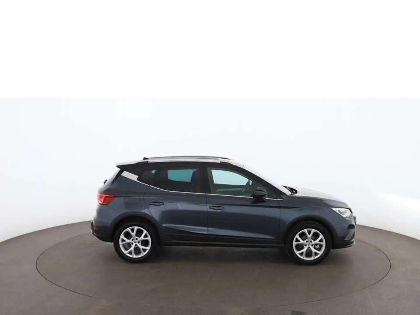 SEAT Arona 1.0 TSI FR LED ASSIST DIGI-TACHO TEMP PDC Grau - 2