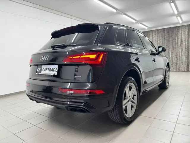Audi Q5 view 7
