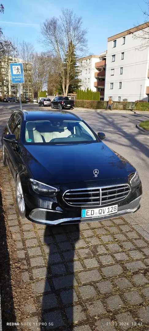 Mercedes-Benz E 200 E 200 d T 9G-TRONIC Exclusive Schwarz - 1