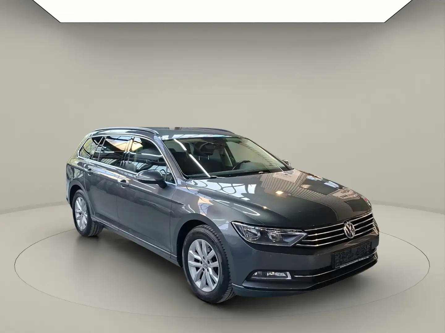 Volkswagen Passat Variant Comfortline BMTStart-S.1.HAND/AHK Grau - 2