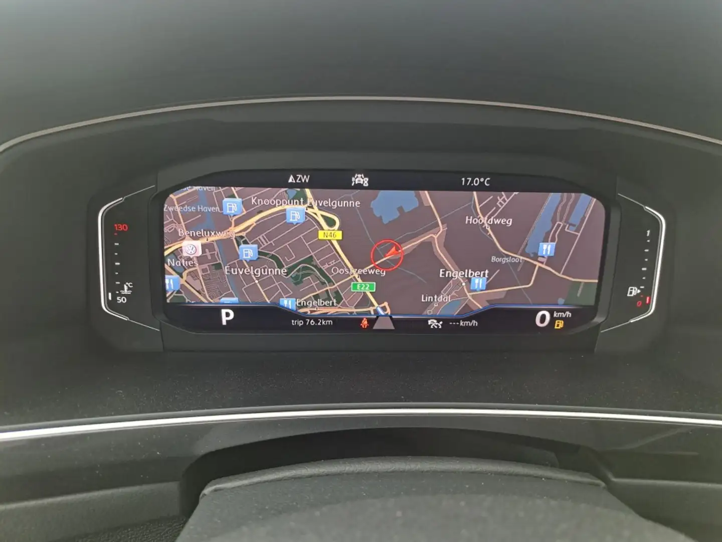 Volkswagen Tiguan 1.5 TSI ACT 150 Pk Comfortl. Bs. Dsg-7 NAV. PDC Zwart - 1