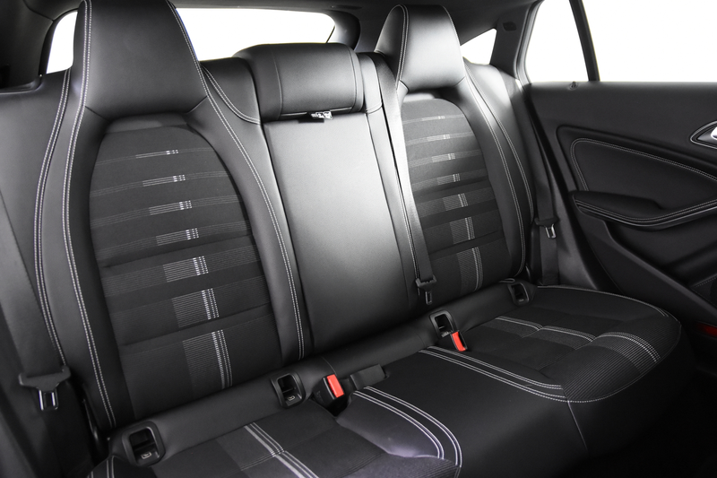 Mercedes-Benz CLA 180 Shooting Brake AMG *Leer*Navigatie* — photo 10