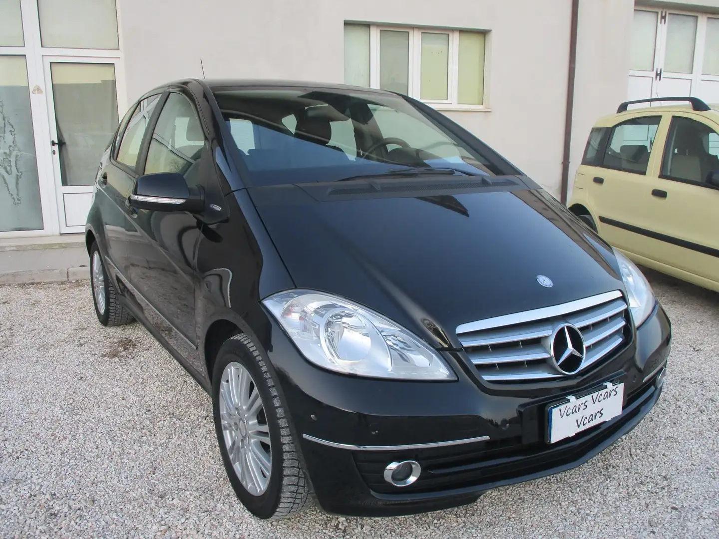 Mercedes-Benz A 160 A 160 (150) be Elegance Schwarz - 2