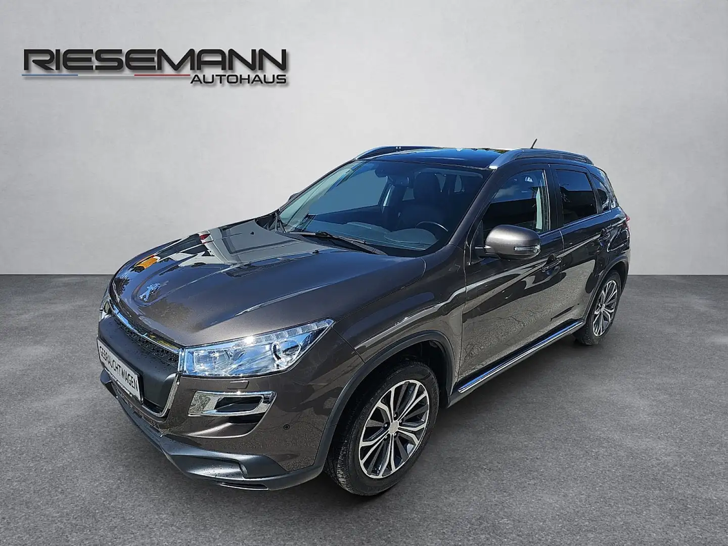 Peugeot 4008 1,6 HDi 115 FAP Allure Marrón - 1