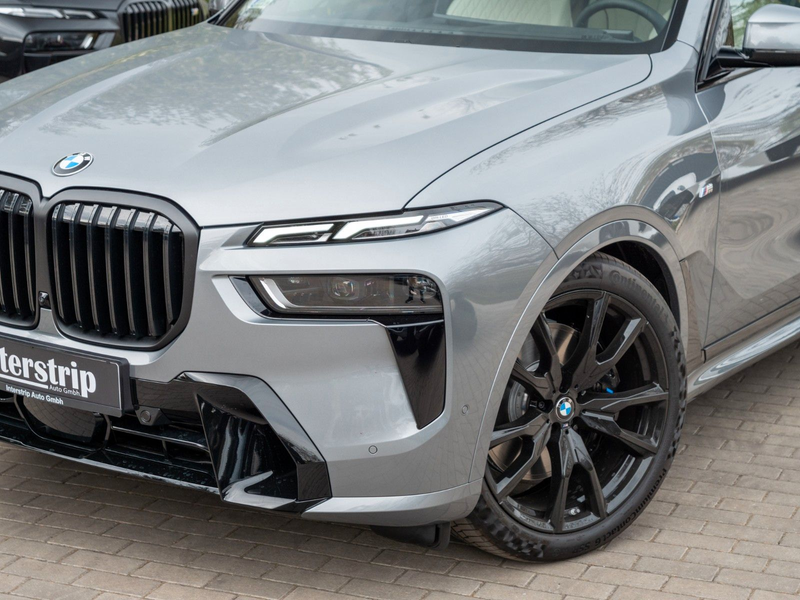 BMW X7 40d M SPORT.LUFTFE.SOFTCL.PANO..5/100.2STÜCK — photo 7