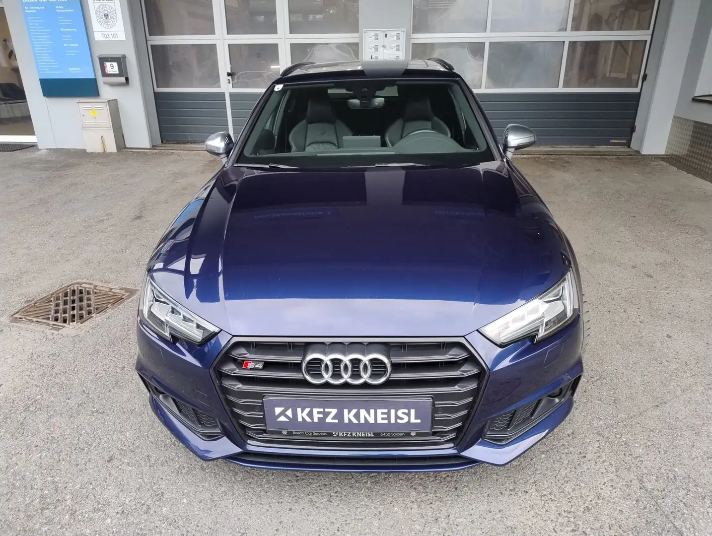 Audi S4 Avant 3,0 TFSI quattro S-tronic Blau - 1