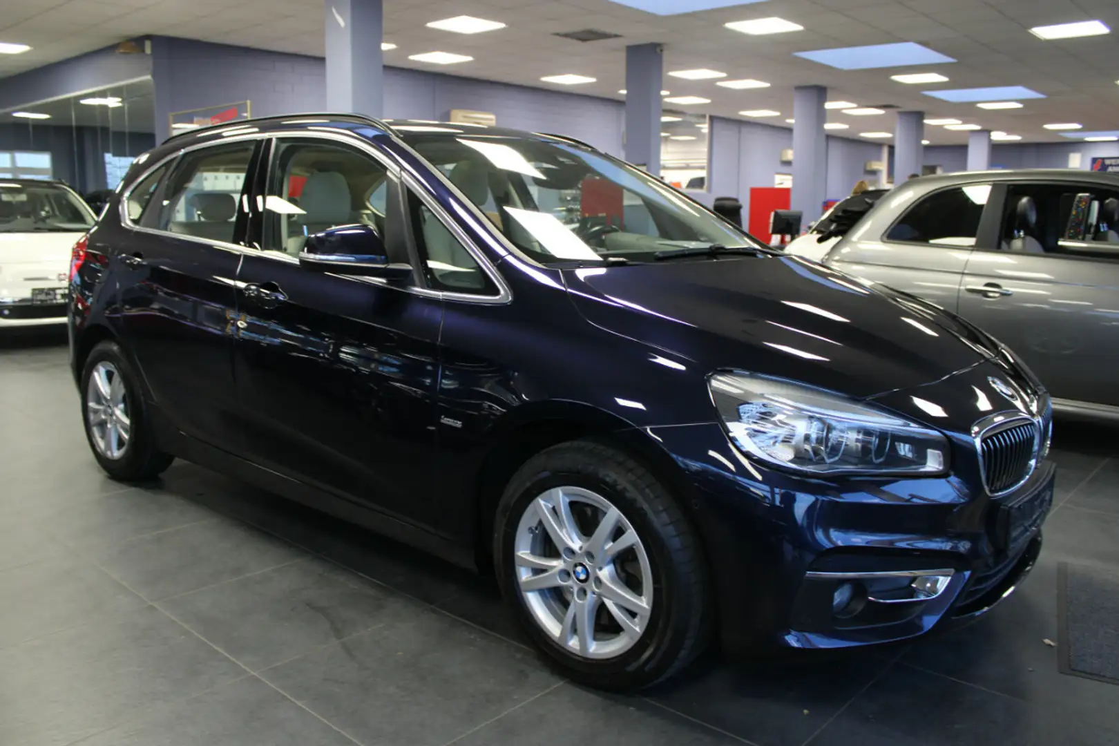 BMW 220 xDrive Aut. Luxury Line Blau - 1