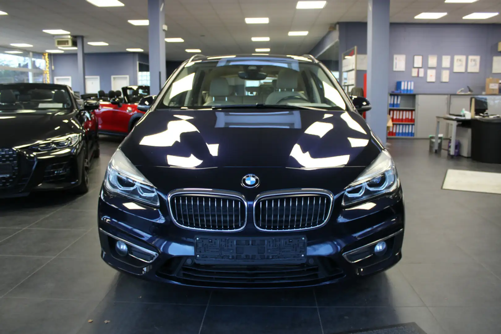 BMW 220 xDrive Aut. Luxury Line Blau - 2