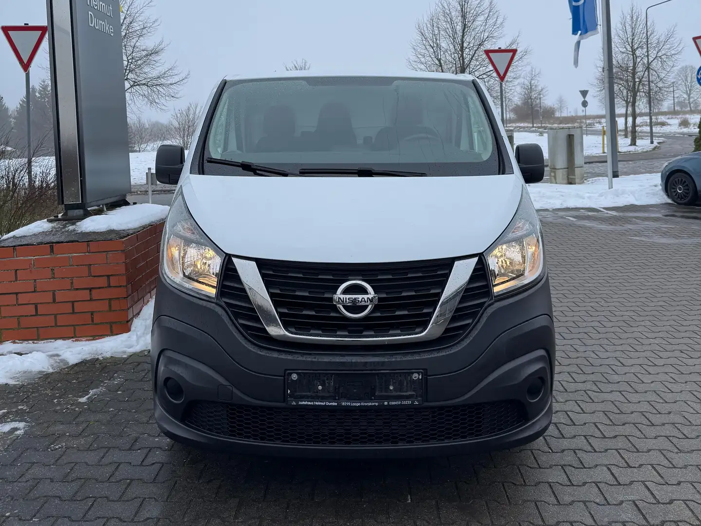 Nissan NV300 L2H1 2,9t PRO Blanc - 2
