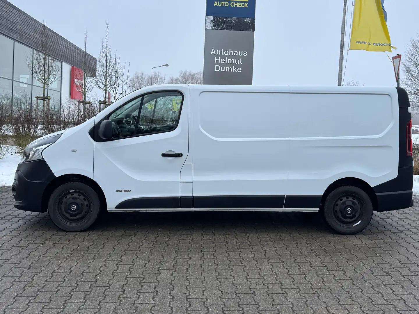 Nissan NV300 L2H1 2,9t PRO Blanc - 1