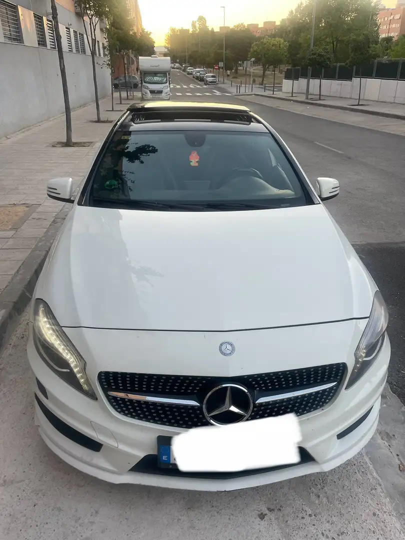 Mercedes-Benz A 220 220CDI BE AMG Line 7G-DCT - 2