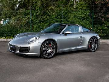 Targa 4 Cabriolet 3.0 Turbo PDK Sportexhaust Red Cailibers