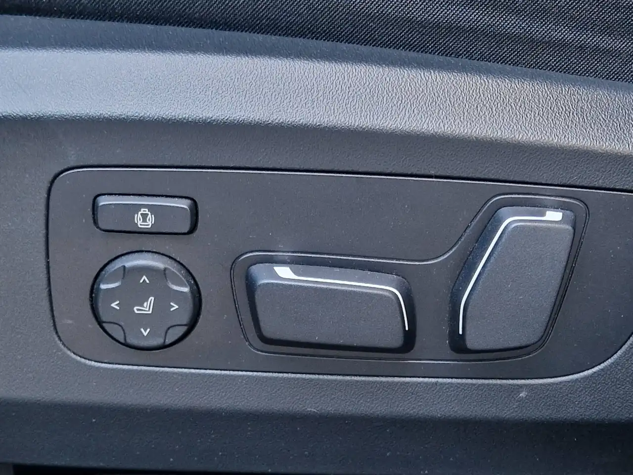 BMW X3 20d Mild-Hybrid 208Cv xDrive M Sport Pro Adaptive-LED LiveCockpitPlus Driving-Assistant Keyless Harman/Kardon DAB 21", миниатюра 18