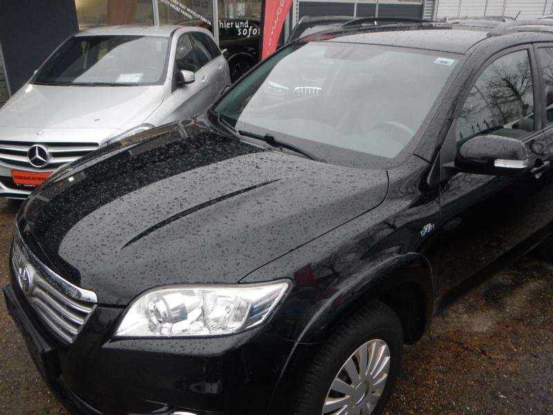 Second hand Toyota Rav4 2.2
