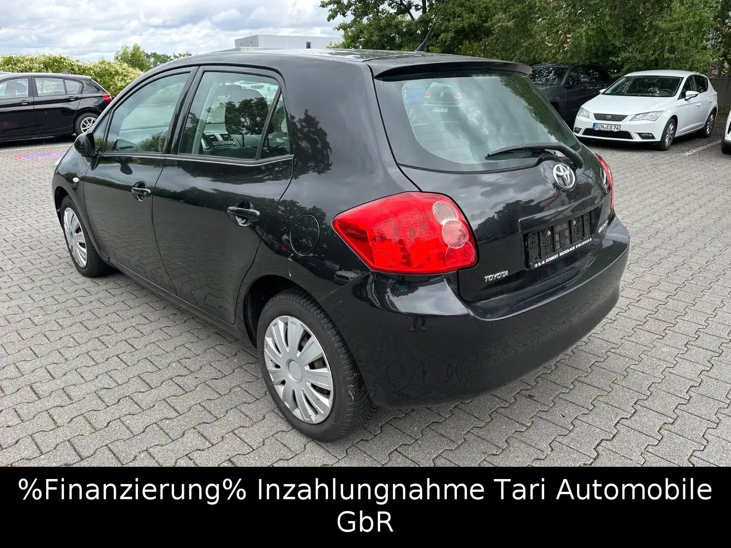 Toyota Auris 1.4 Sol 5-türer Klimaaut., 2.Hand, 105tkm Schwarz - 1