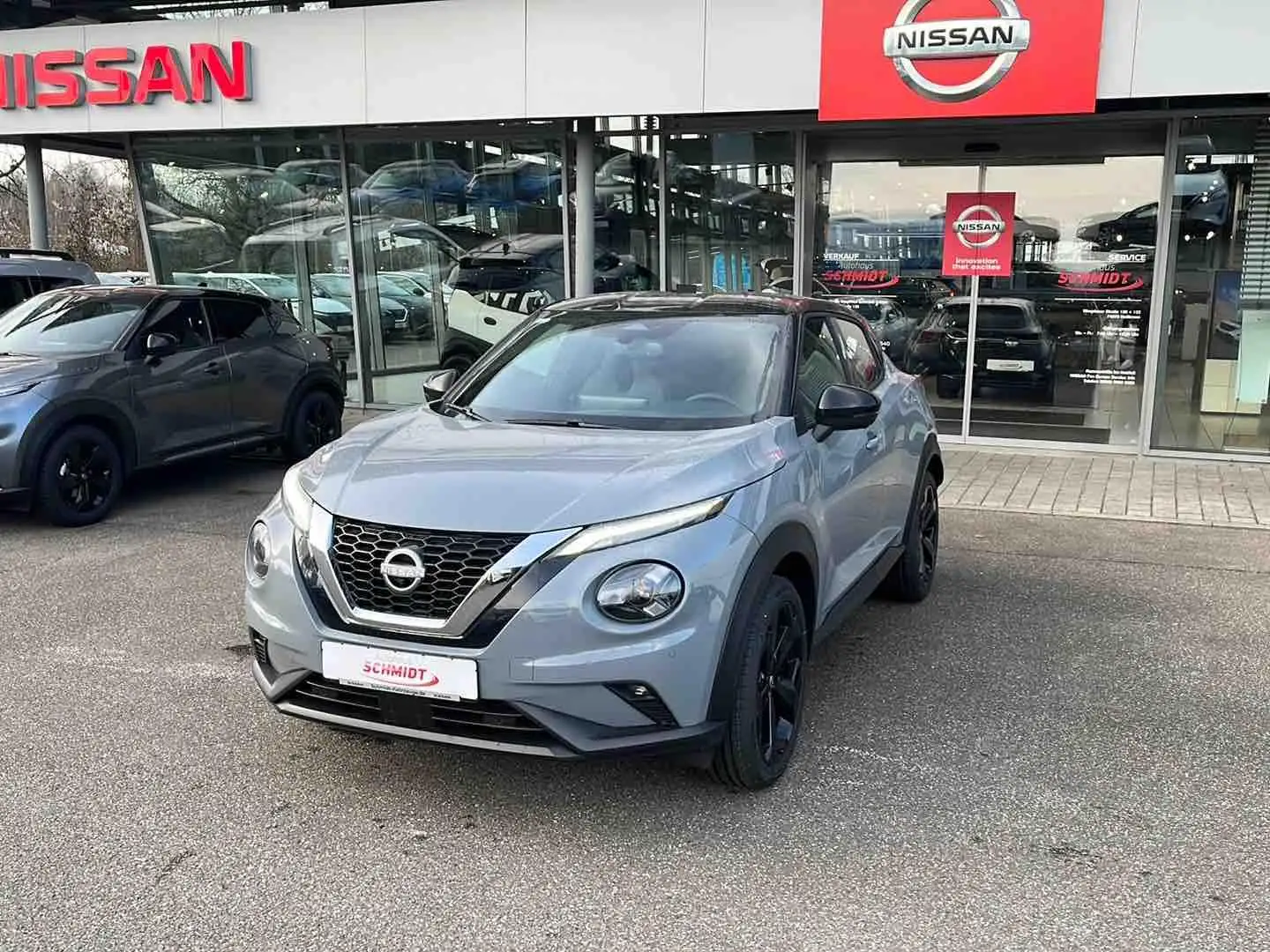 Nissan Juke 1,0 DIG-T DCT Tekna Grau - 2